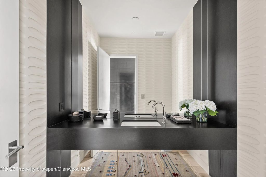 20 of 41 - 917 S Mill Street, Aspen, CO