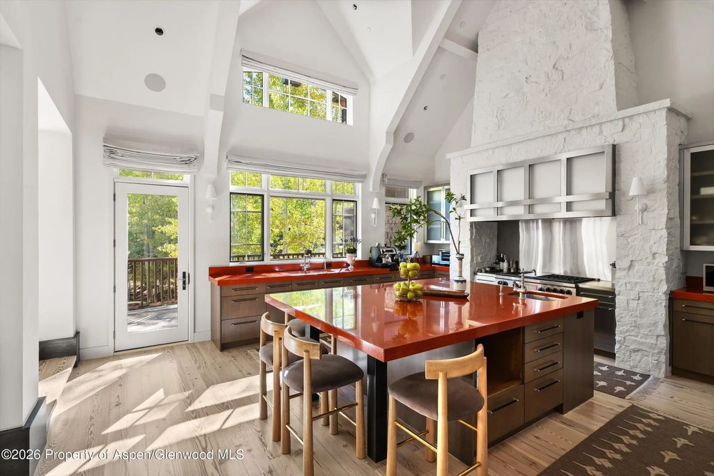 8 of 41 - 917 S Mill Street, Aspen, CO