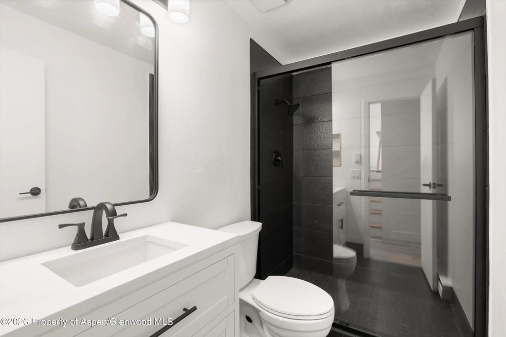12 of 19 - 2503 Cisar Court 2e, Glenwood Springs, CO