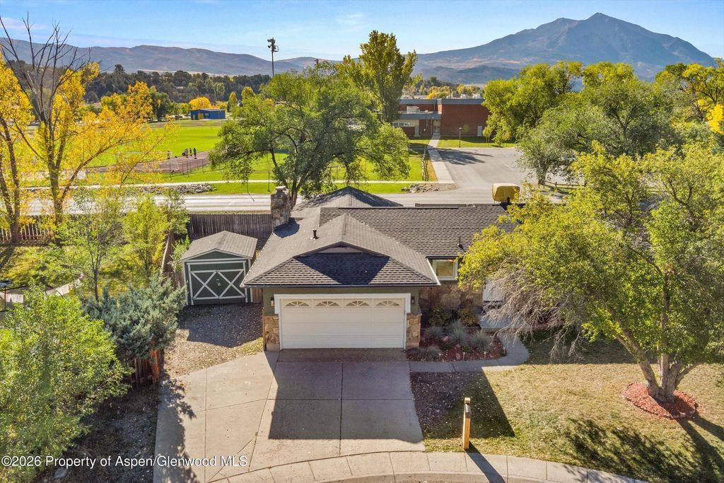 68 Marble Court, Carbondale