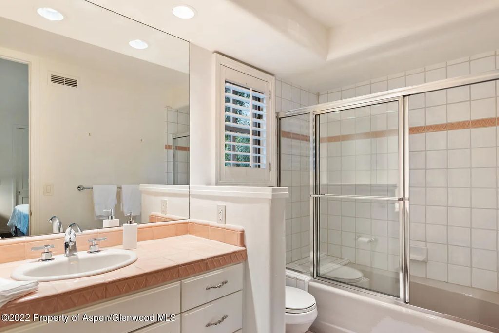 21 of 34 - 504 N 8th Street, Aspen, CO