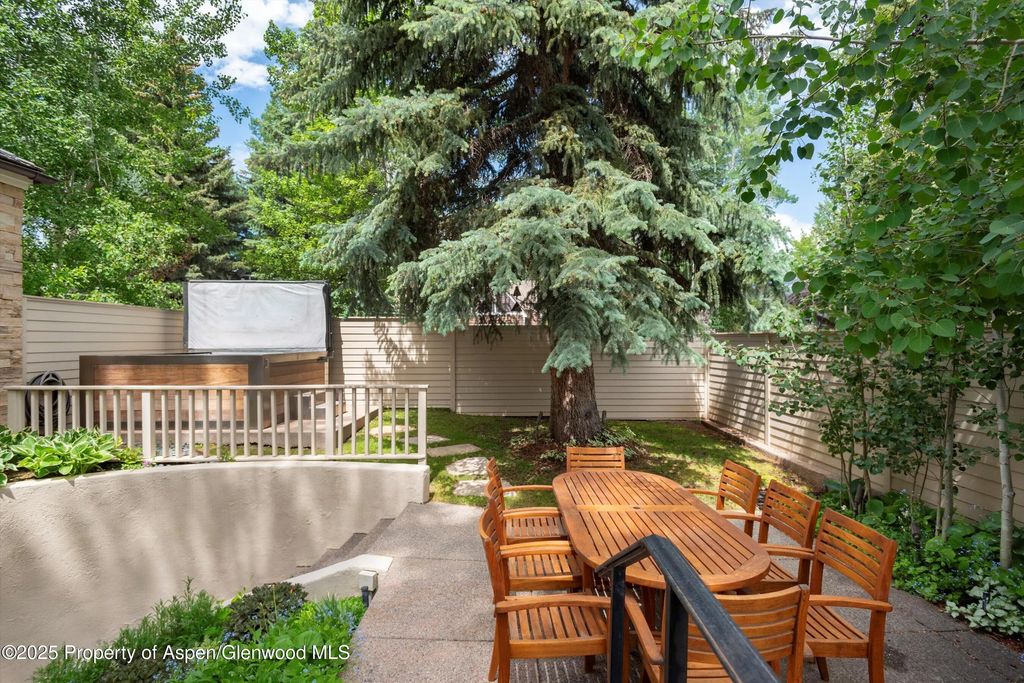 29 of 34 - 504 N 8th Street, Aspen, CO