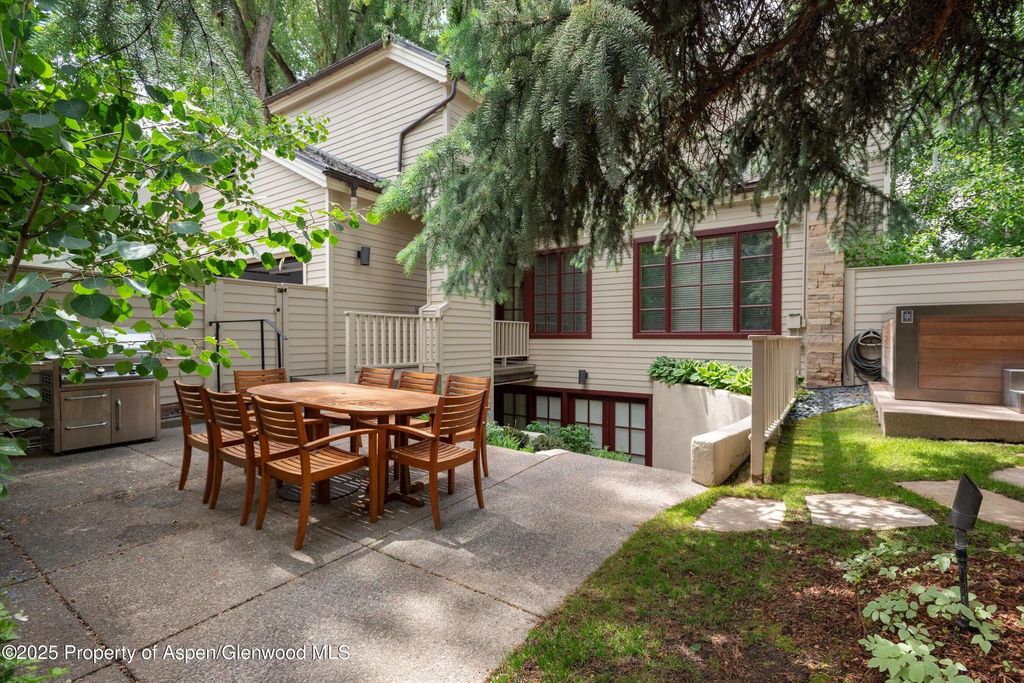 30 of 34 - 504 N 8th Street, Aspen, CO