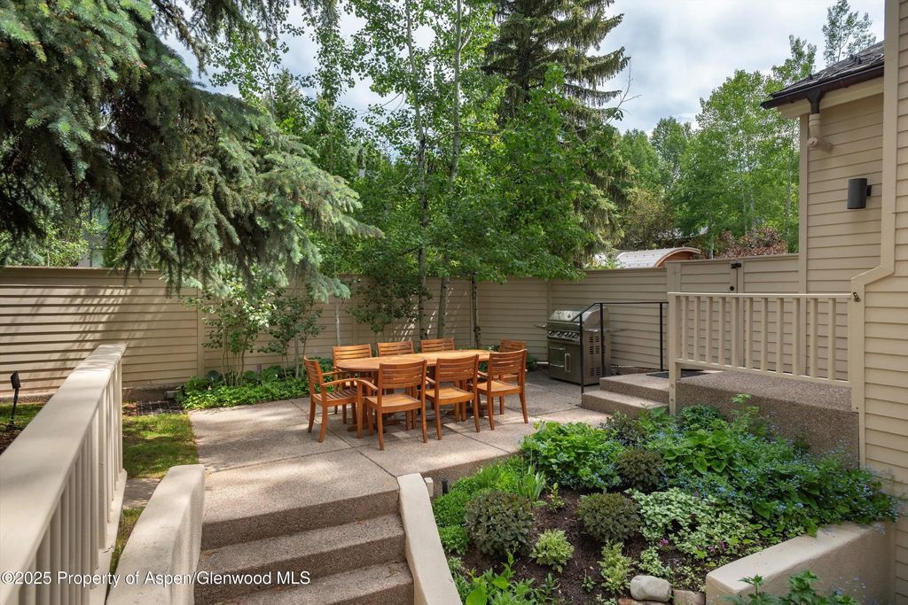 33 of 34 - 504 N 8th Street, Aspen, CO