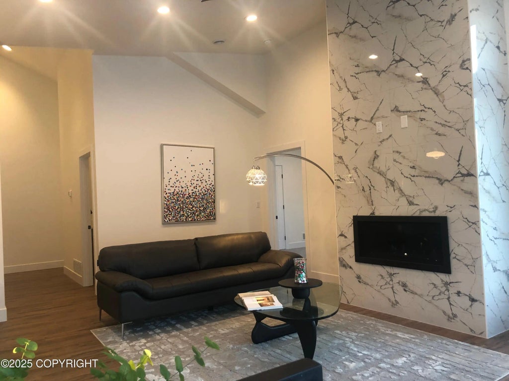 5376 Sandhill Loop, Anchorage