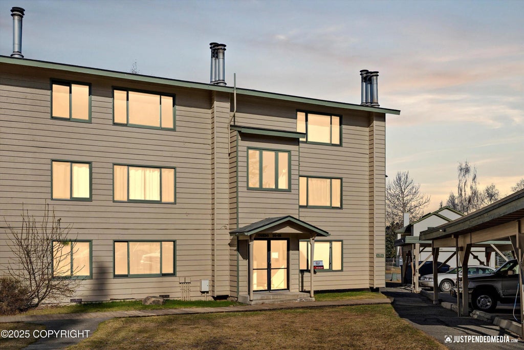 355 Donna Drive #18, Anchorage