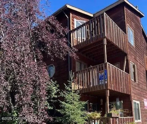 301 Krane Drive #5, Anchorage