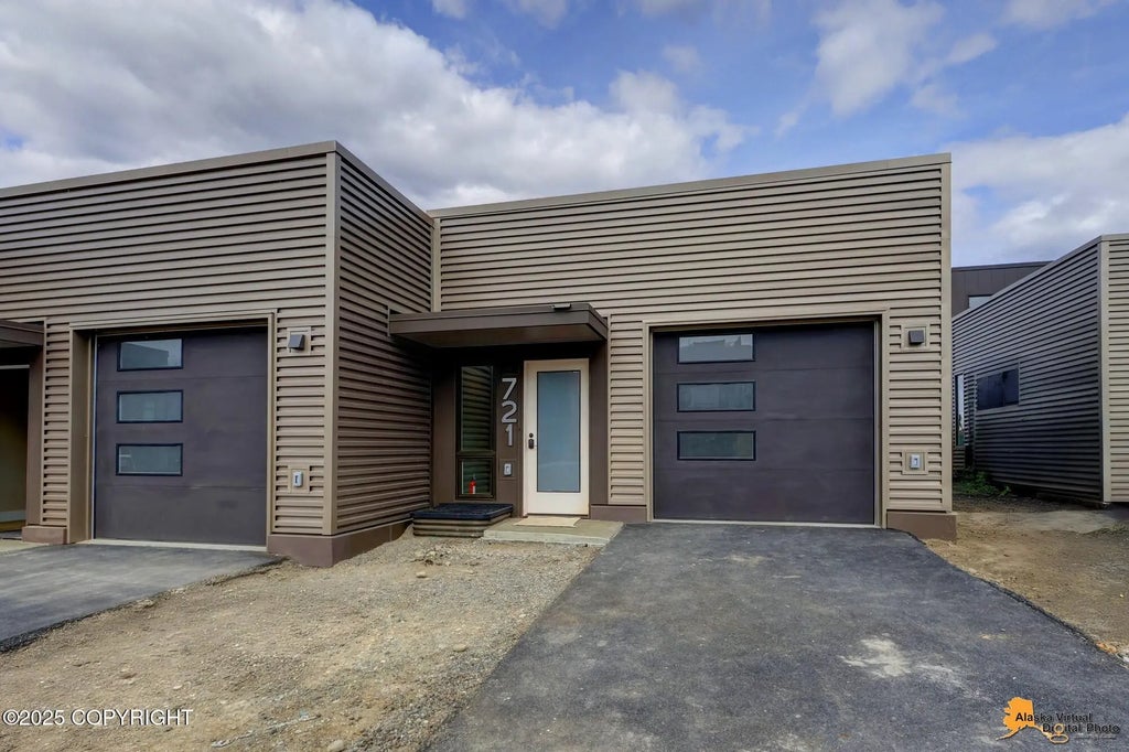 725 Station Lane #a6, Anchorage