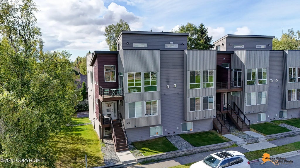 800 W 10th Avenue #1, Anchorage