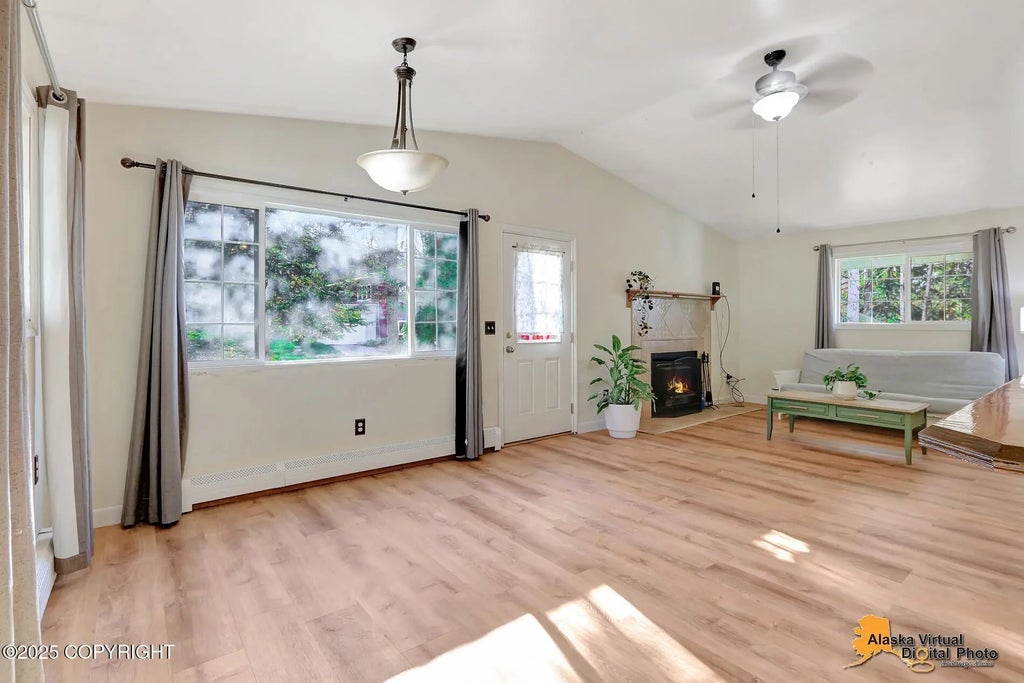 17415 Palos Verdes Drive, Eagle River