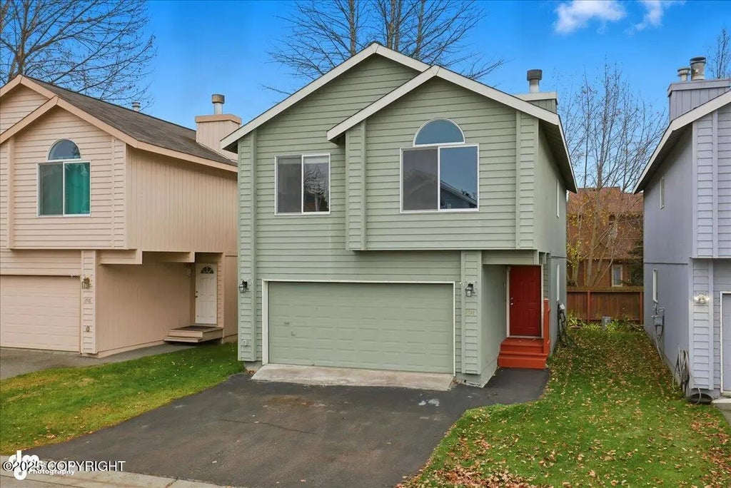 1914 Sturbridge Court, Anchorage