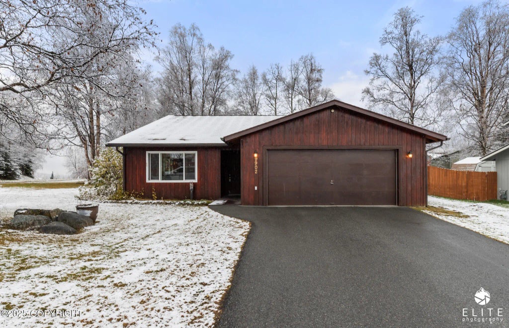 9902 Afognak Circle, Eagle River