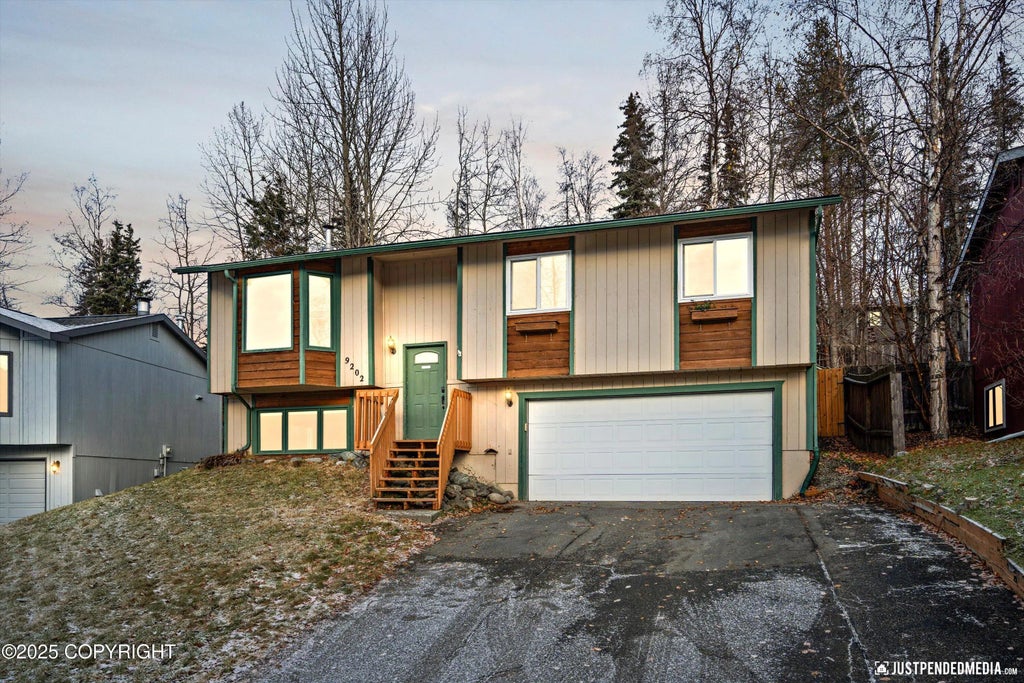 9202 Cam Island Circle, Eagle River