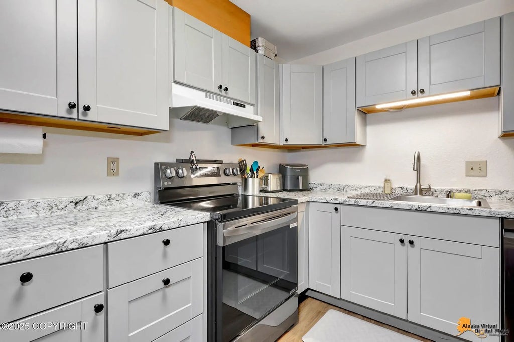 4510 Wright Street 17, Anchorage