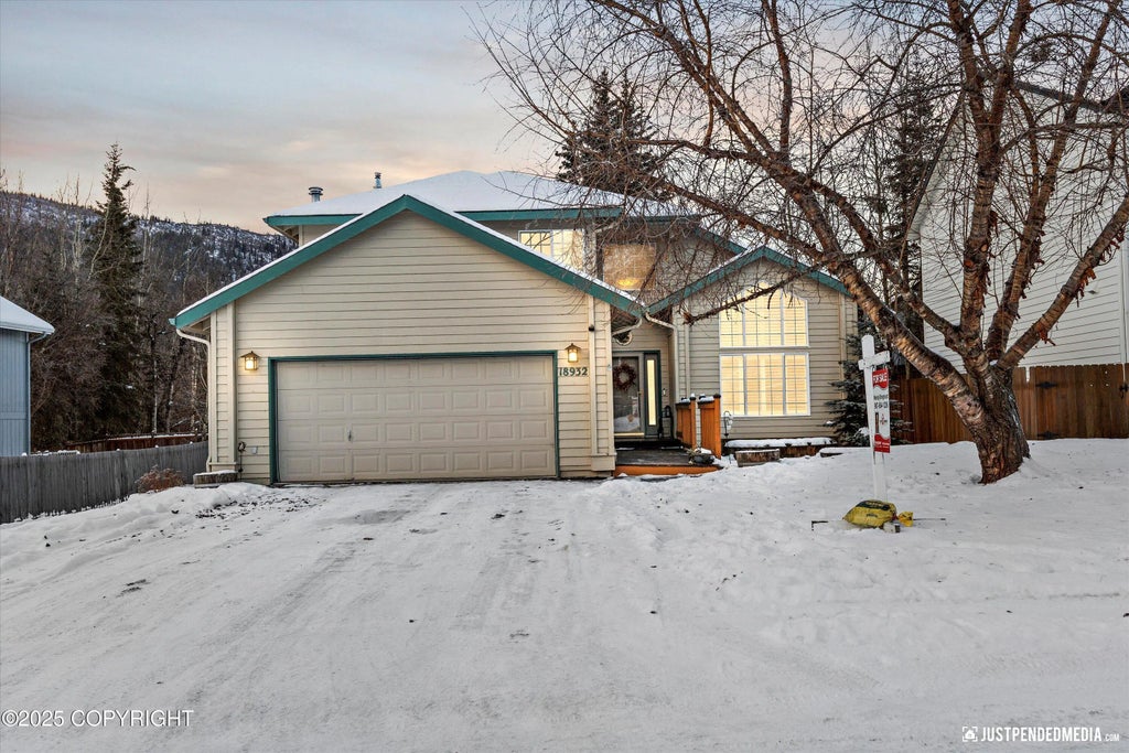 18932 Mountain Point Drive, Eagle River