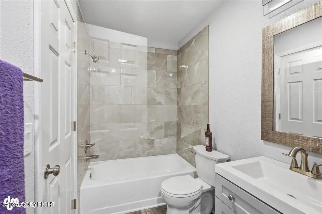 2830 Happy Lane #13, Anchorage