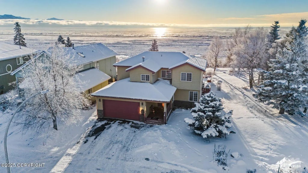 2534 Ridge Pointe Drive, Anchorage