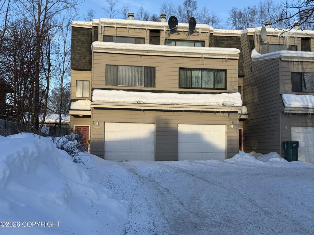 6251 E 41st Court, Anchorage