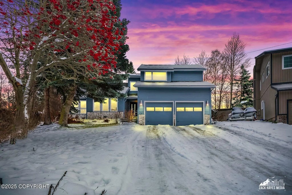 4301 Seeley Circle, Anchorage