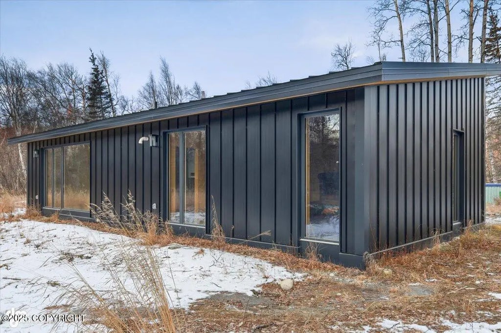 8219 N Vinceland Circle, Wasilla