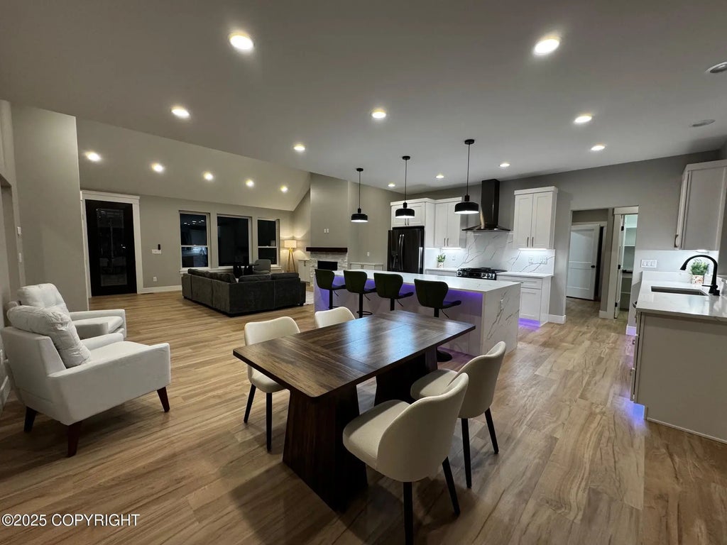 5563 S Minuteman Drive, Palmer