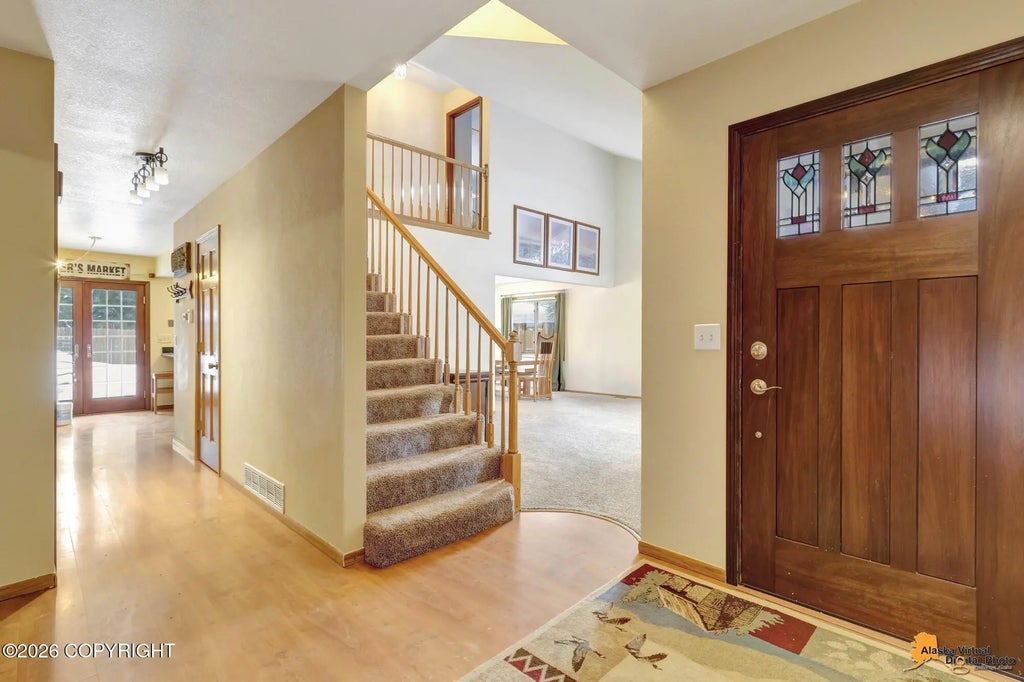 2860 Seafarer Loop, Anchorage