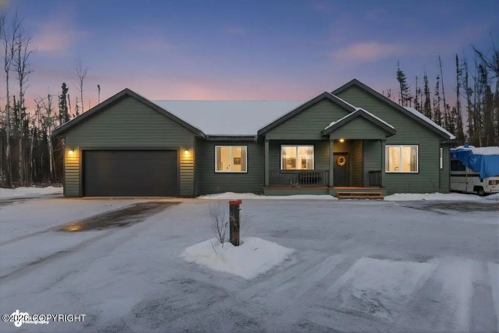 1305 W Woodpecker Circle, Wasilla