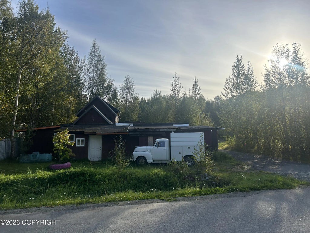 5570 W Limberlost Avenue, Wasilla