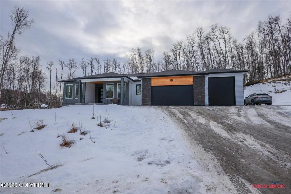 3407 W Charlies Ridge Drive, Wasilla