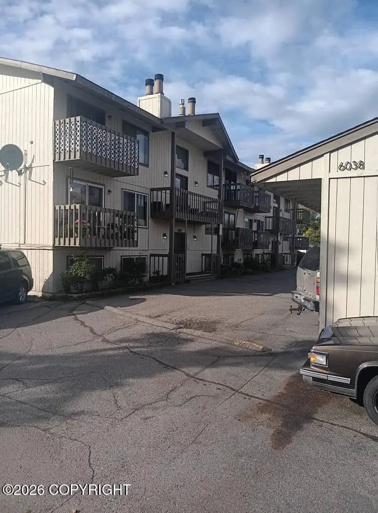 6038 E 12 Avenue, Anchorage