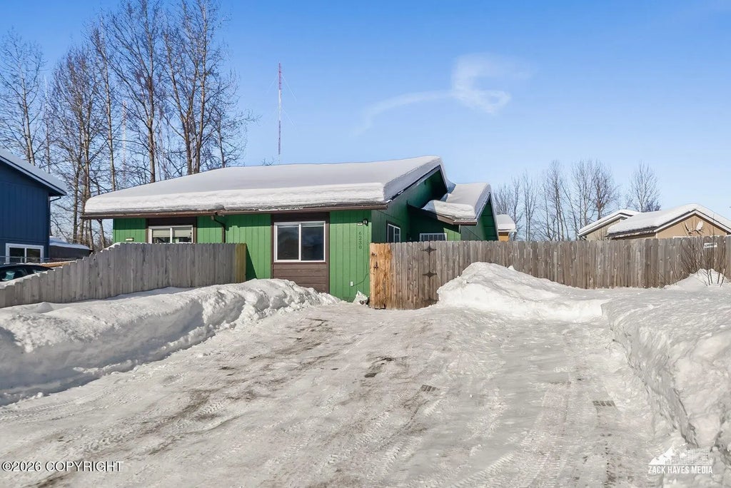 6230 Gross Drive, Anchorage
