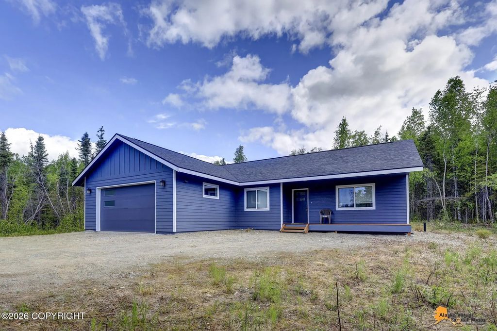 2941 N Sally Mae Circle, Wasilla
