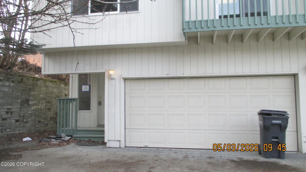 275 Creekside Street #4, Anchorage