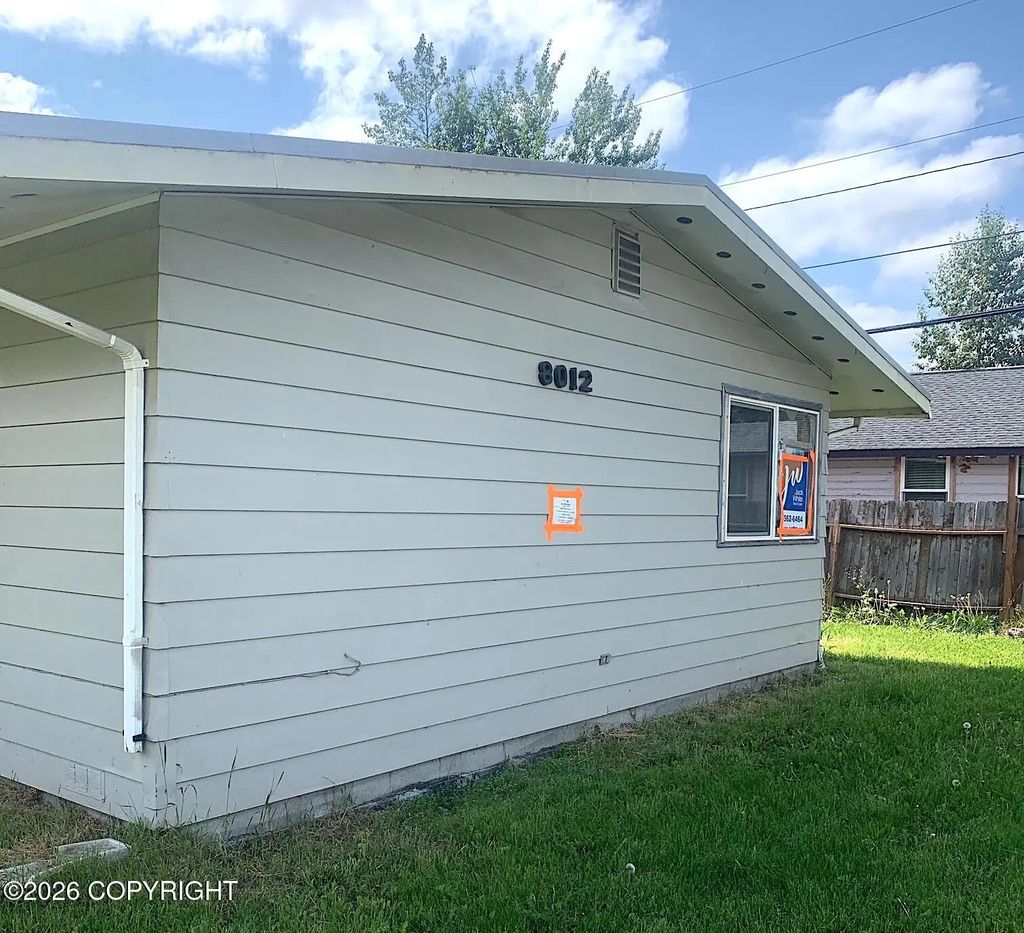 8012 E 5th Avenue, Anchorage