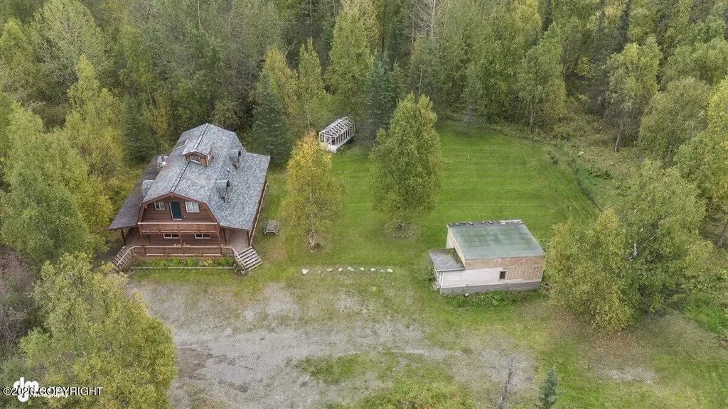 15220 E Lazy Lady Lane, Palmer