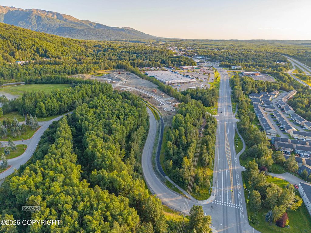 L14 Paris Way, Eagle River