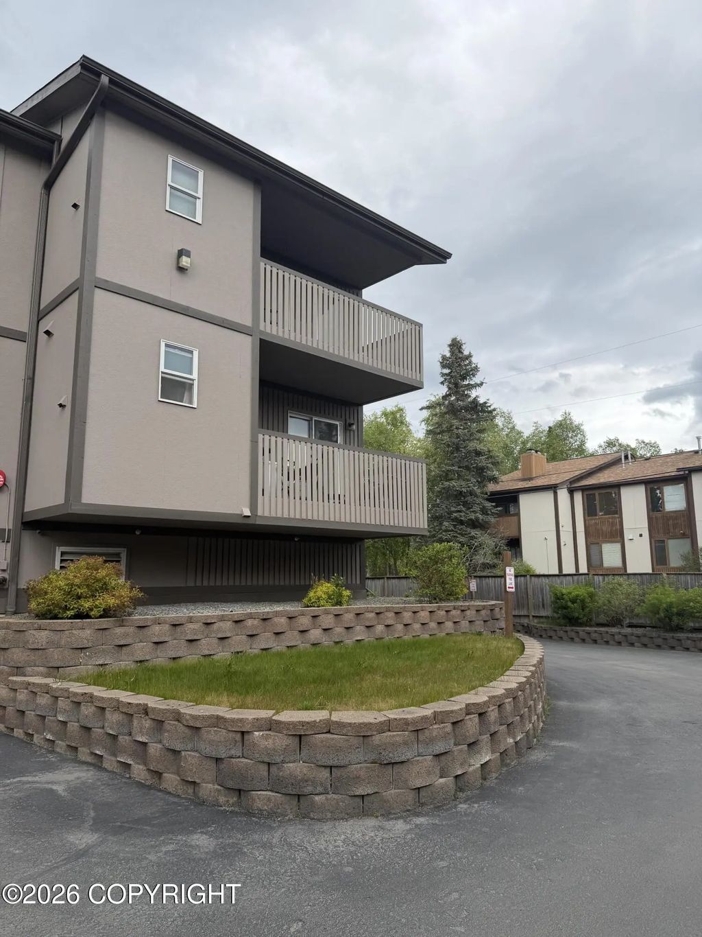 5697 Denali Street #b-h, Anchorage