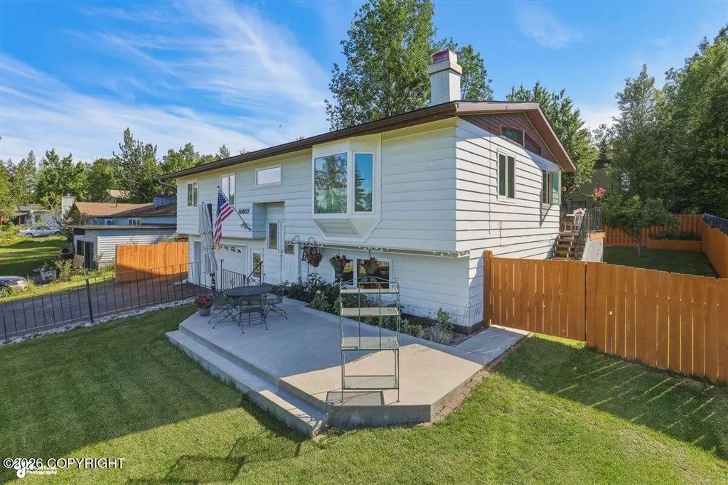 11407 Echo Street, Eagle River