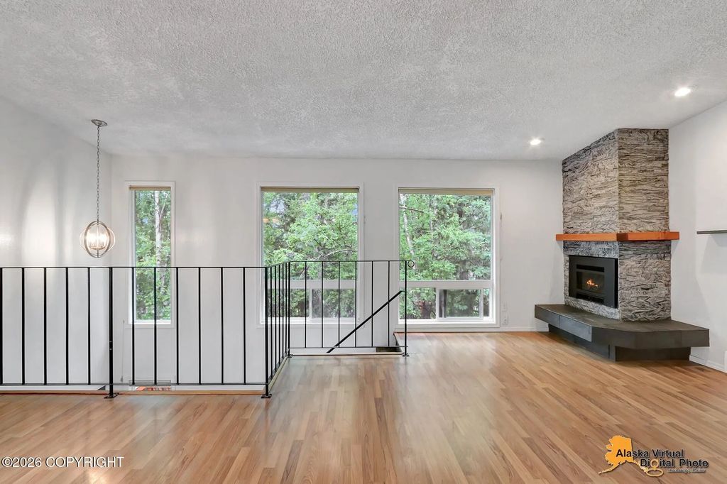 4202 Pinnacle Circle #07, Anchorage