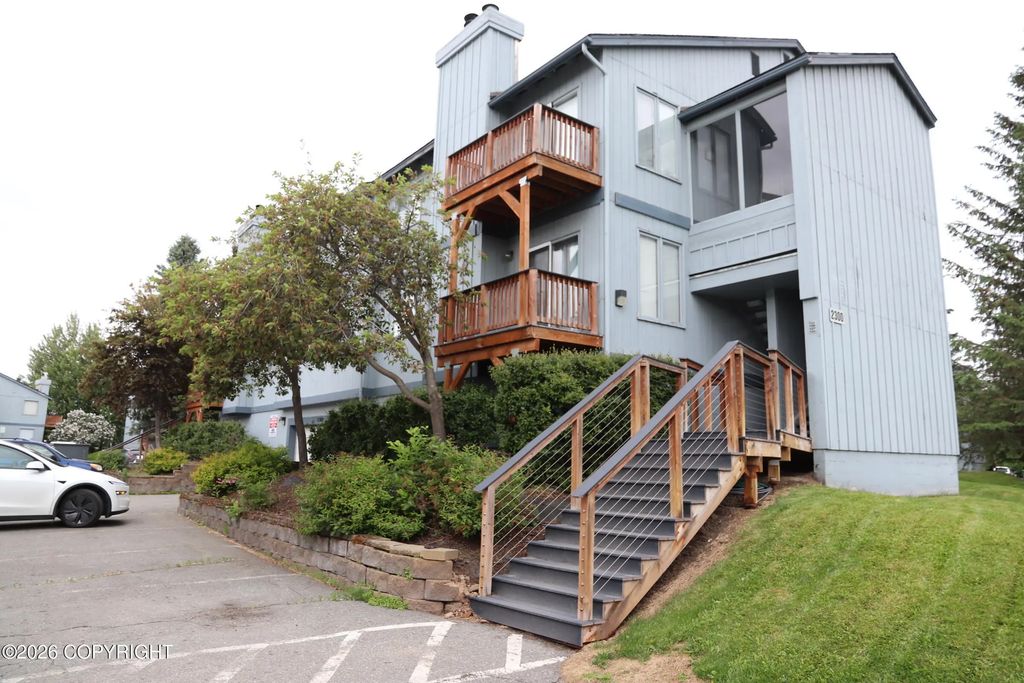 2300 Sentry Drive #e-107, Anchorage