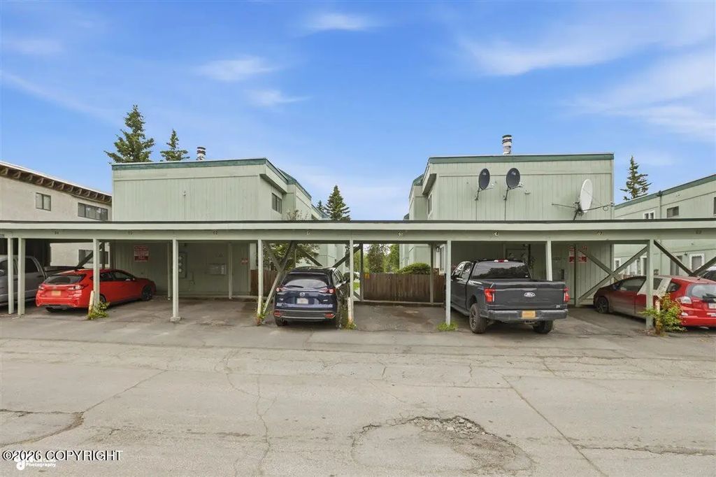 6222 E 12th Avenue #d3, Anchorage