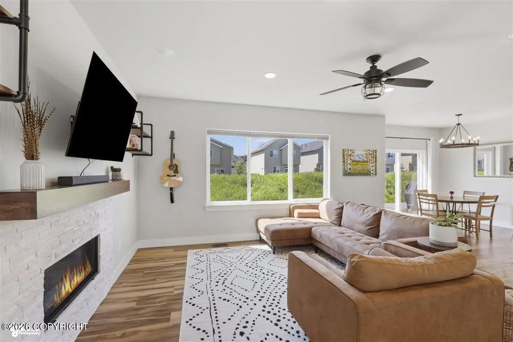 8742 Dry Creek Loop #46a, Anchorage