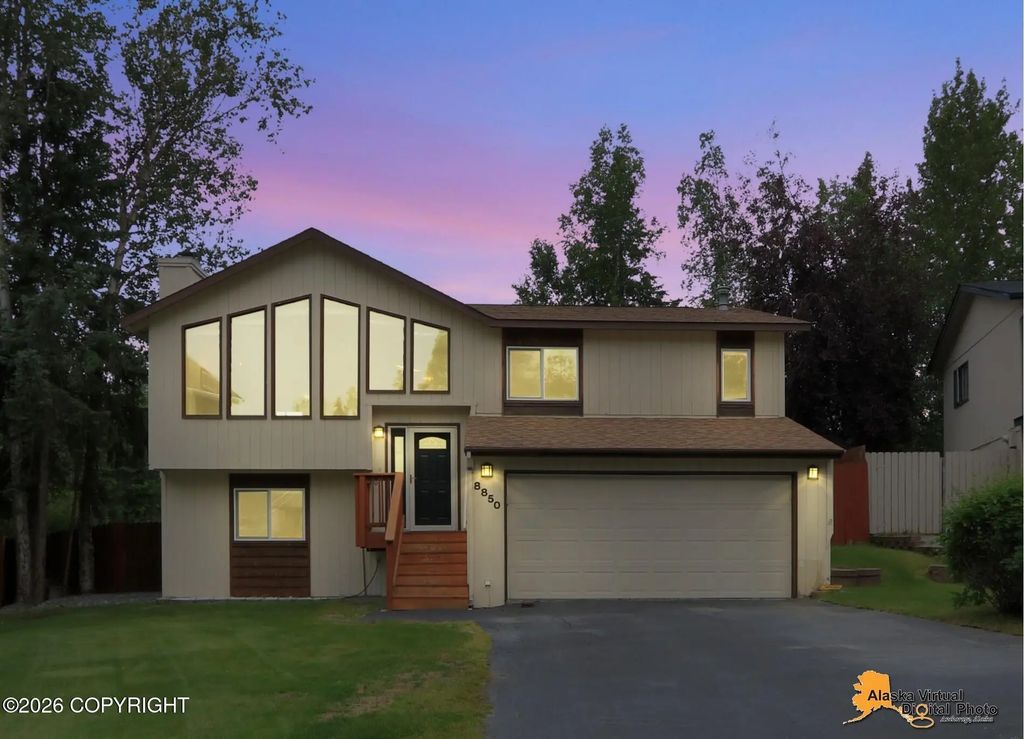 8850 Plunge Creek Circle, Eagle River