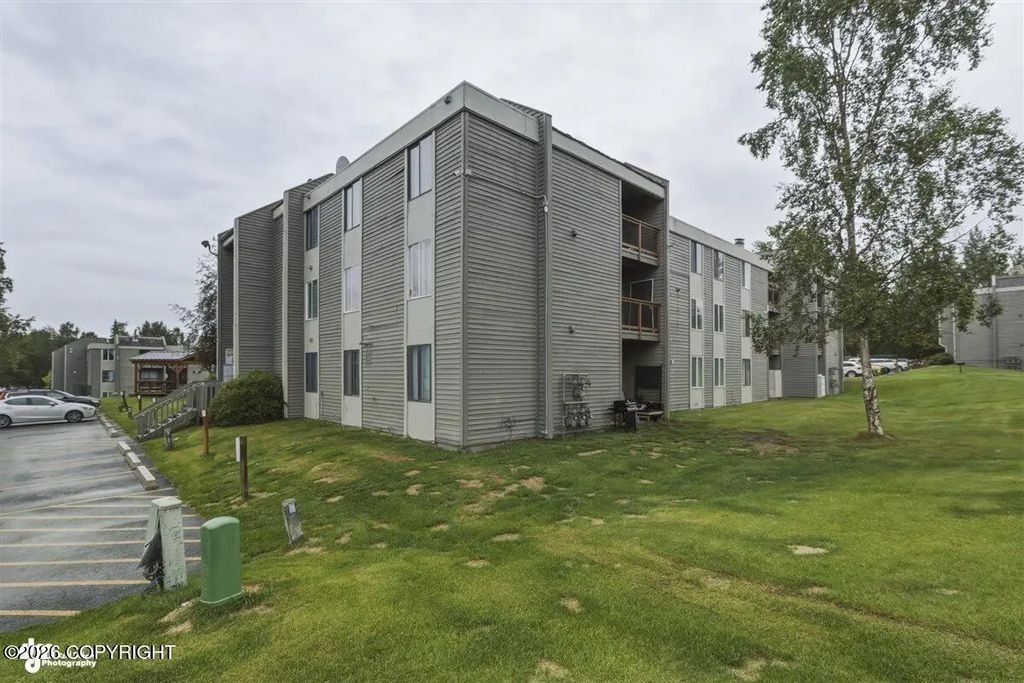 4660 Reka Drive #d18, Anchorage