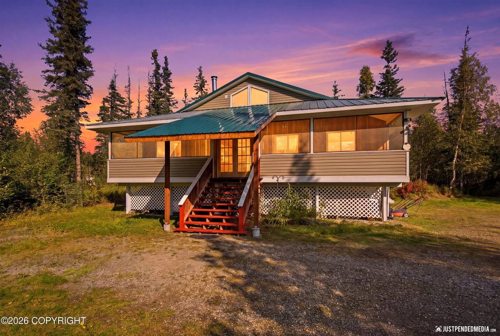 4005 N Fireweed Fields Drive, Wasilla