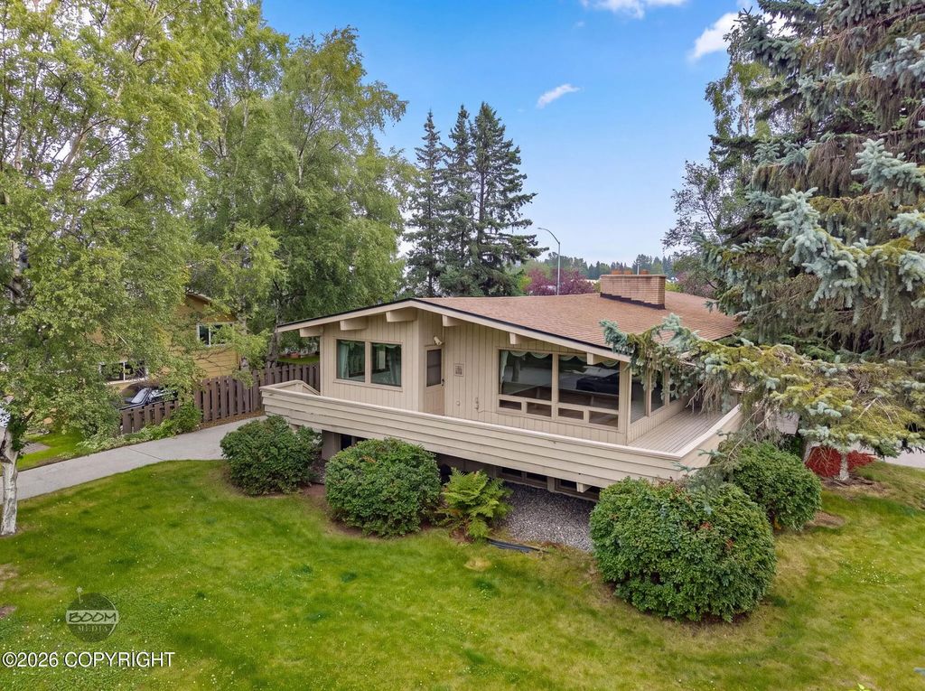 2201 Cornell Court, Anchorage