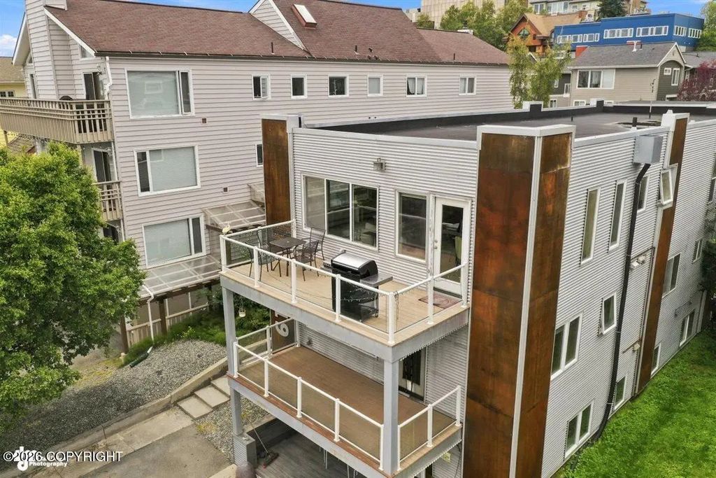 617 N Street #c, Anchorage