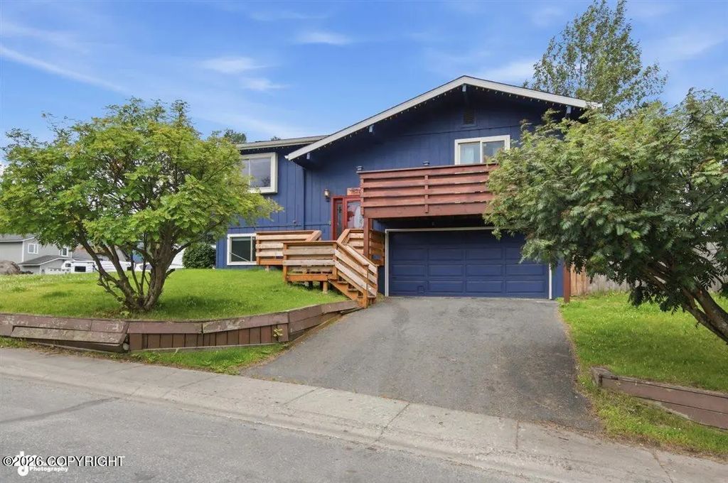 16212 Berthod Way, Eagle River