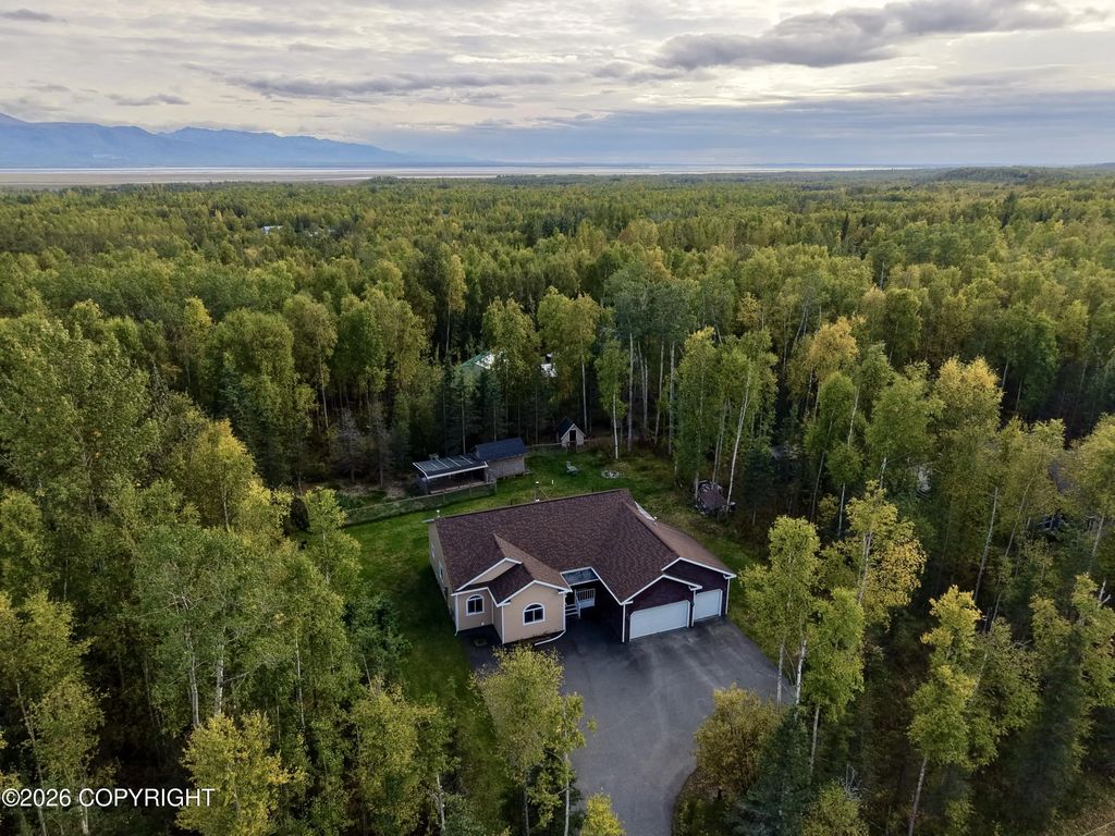 3630 W Lord Baranof Drive, Wasilla