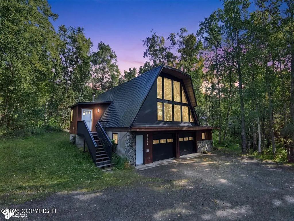 13817 Malaspina Street, Eagle River